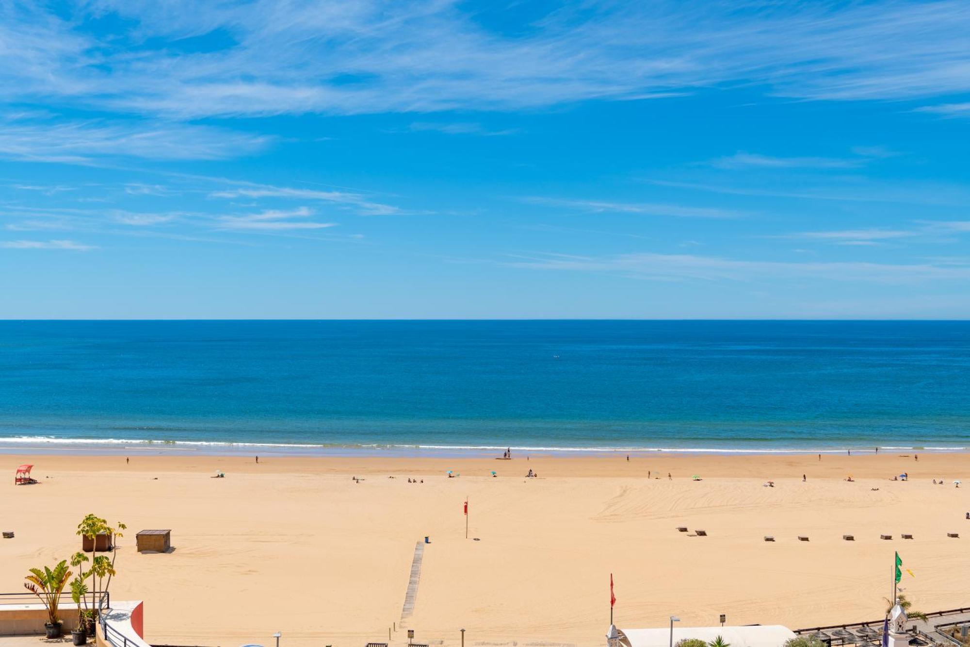 Sublimar - Beachfront - Tv Terrace - Nightlife ปอร์ติเมา ภายนอก รูปภาพ